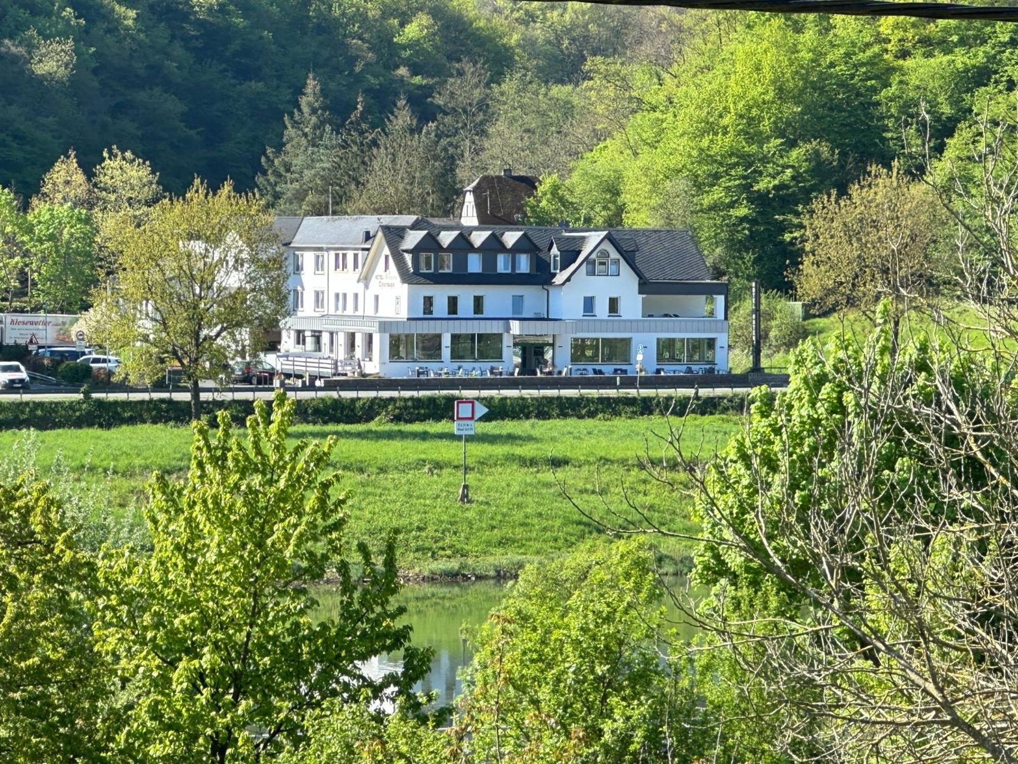Hotel Ostermann Treis-Karden Exterior foto